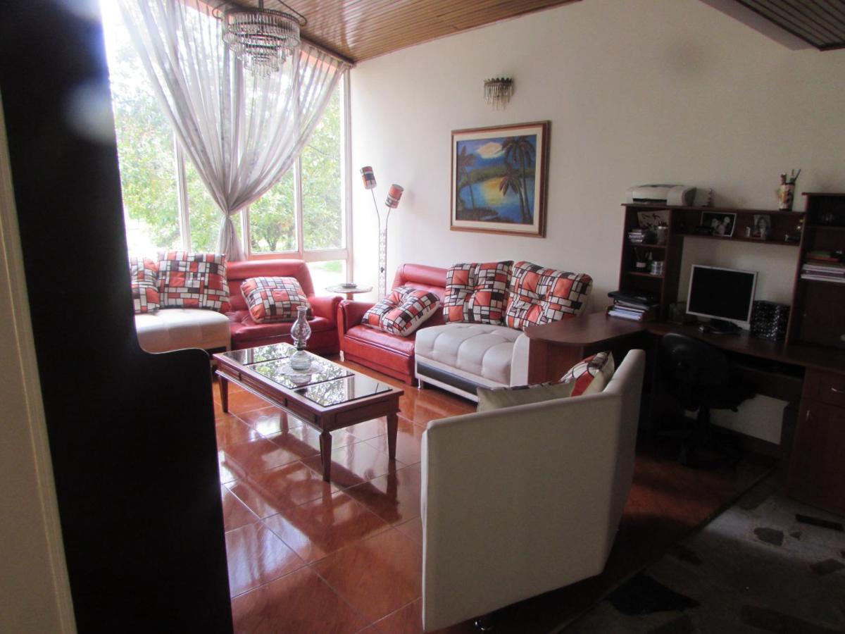 Touristic House Appartement Bogota Buitenkant foto